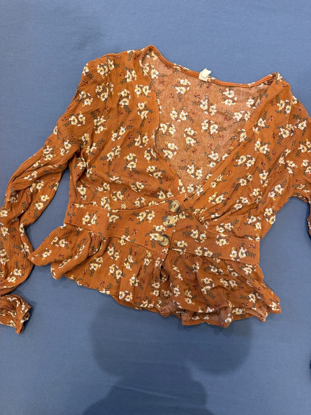 Sky and Sparrow Rust Floral Button-Front Blouse